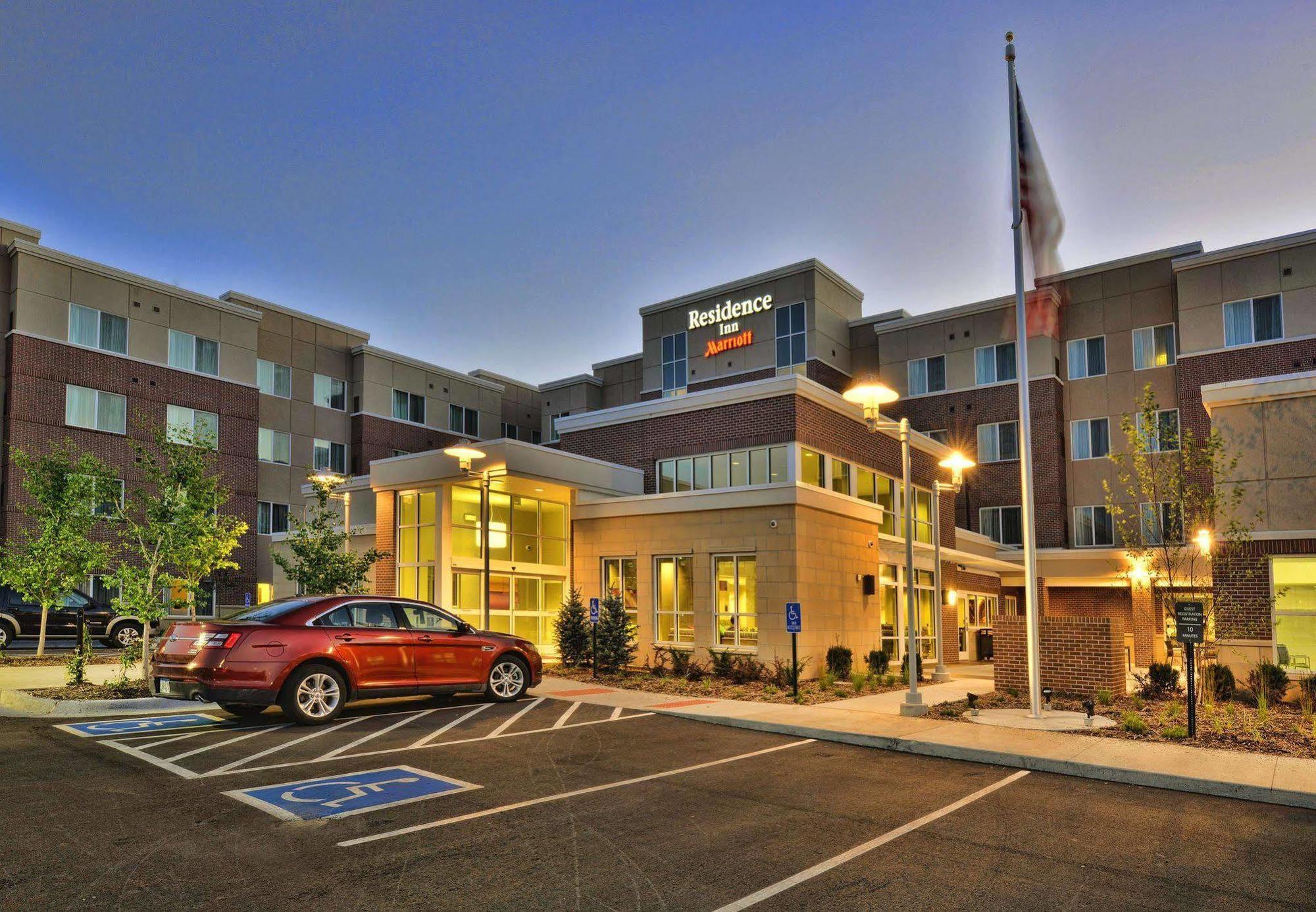 Residence Inn By Marriott Omaha Aksarben Village Exterior photo